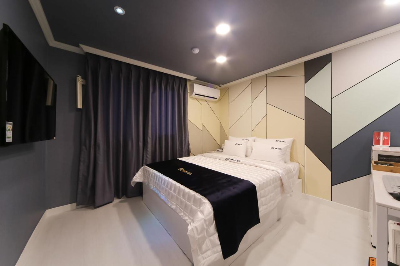 Prince Motel Busan Bagian luar foto