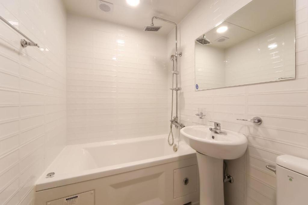 Prince Motel Busan Bagian luar foto