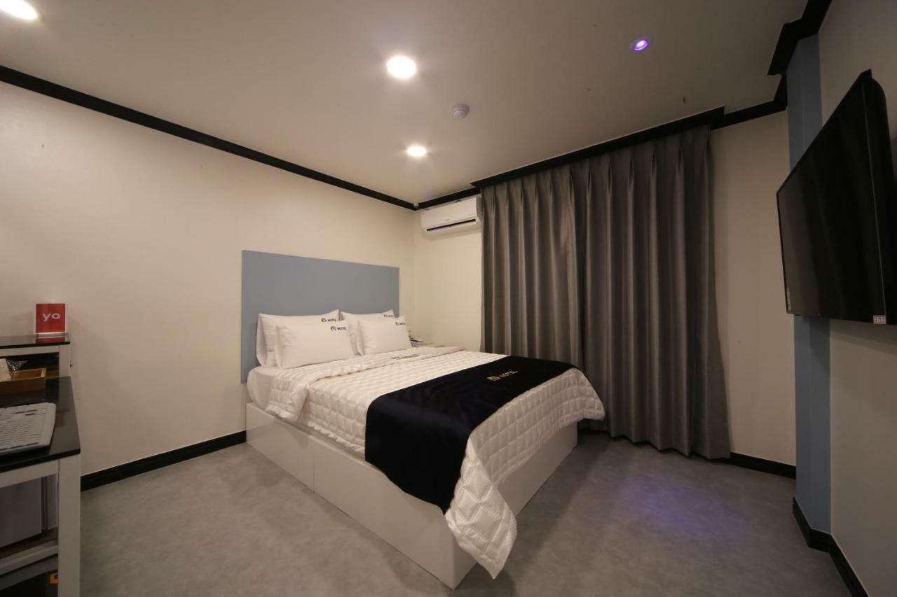 Prince Motel Busan Bagian luar foto